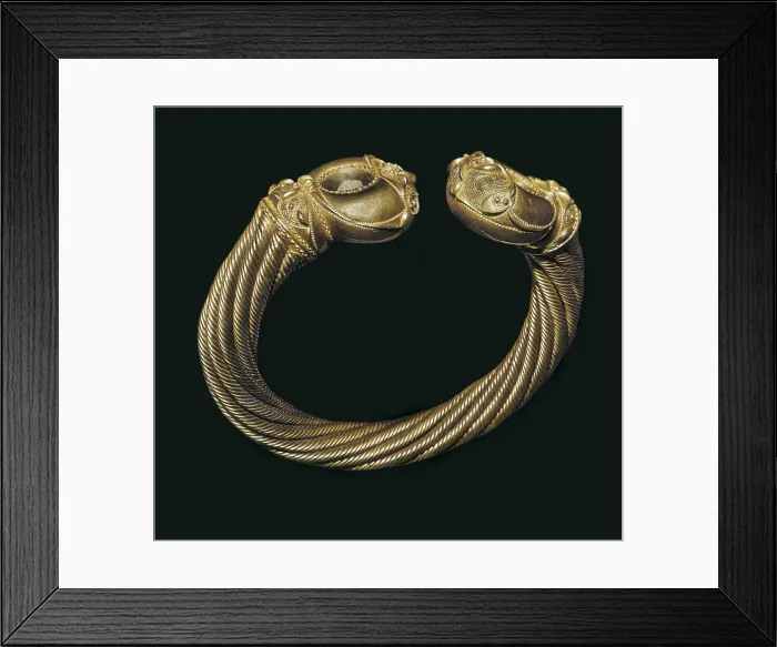 Framed Print : The Great Torc from Snettisham. 75 BC. Gold. Iron Age. ; Celtic art. Jewelry. UNITED KINGDOM. London. The British Museum. Proc: UNITED KINGDOM. ENGLAND. Norfolk