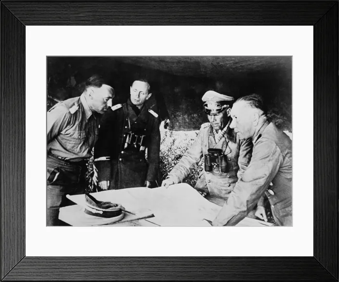 Framed Print : Field Marshal Erwin Rommel confers with his staff on the Libyan front, July 1942 Framed Print : Field Marshal Erwin Rommel confers with his staff on the Libyan front, July 1942