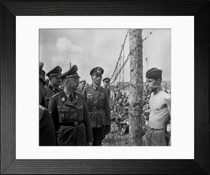 Framed Print : Heinrich Himmler, Head of the Nazi SS, inspects a prisoner-of-war camp in Russia Framed Print : Heinrich Himmler, Head of the Nazi SS, inspects a prisoner-of-war camp in Russia