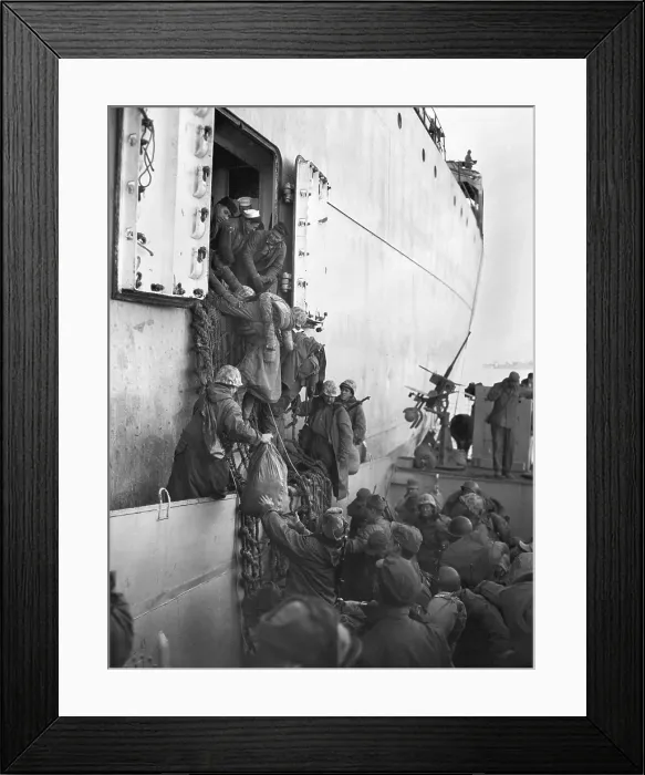 Framed Print : U.S. Marines board a ship for evacuation from Hungnam, North Korea, after their withdrawal from the Chosin Reservoir on Dec. 12, 1950
