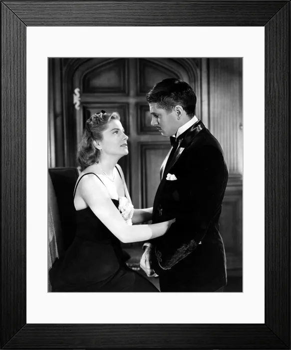 Framed Print : REBECCA, Joan Fontaine, Laurence Olivier, 1940