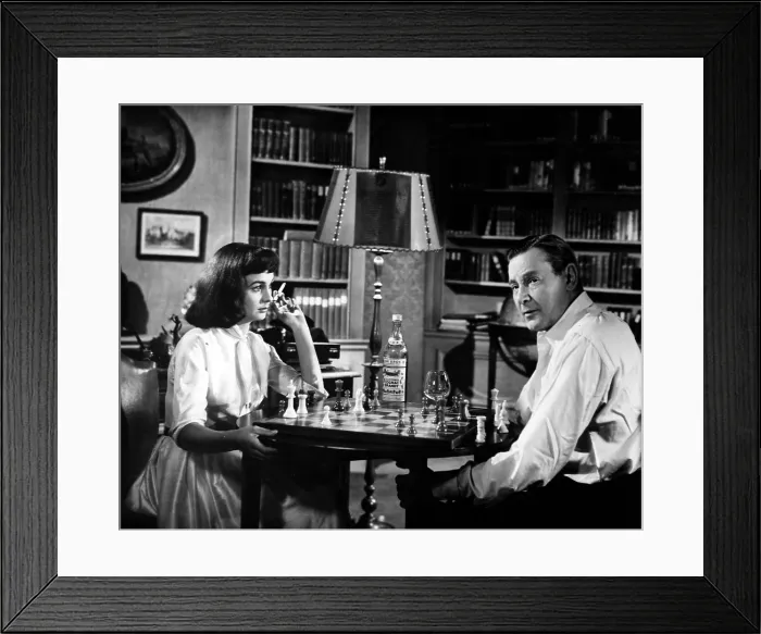 Framed Print : ANGEL FACE, Jean Simmons, Herbert Marshall, 1952