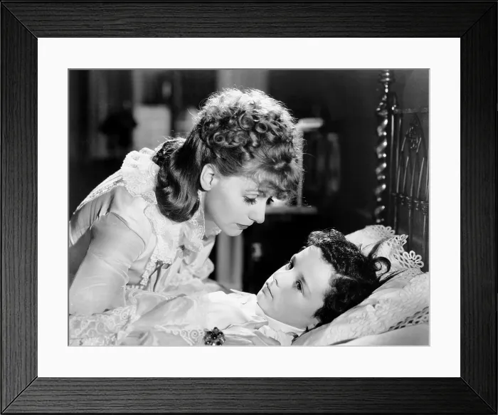 Framed Print : ANNA KARENINA, from left, Greta Garbo, Freddie Bartholomew, 1935