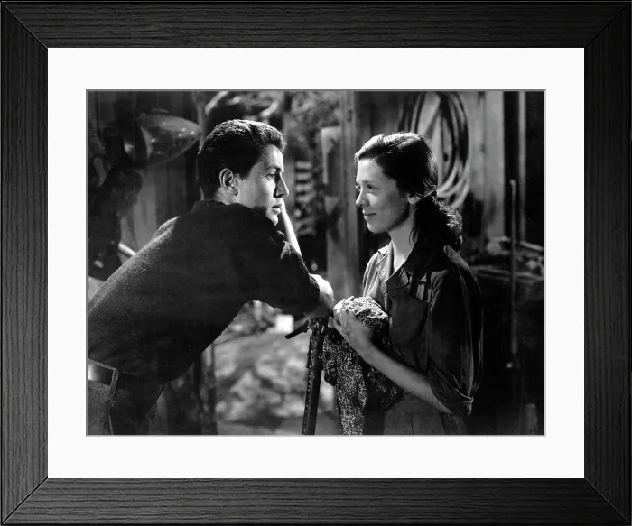 Framed Print : THEY LIVE BY NIGHT, Farley Granger, Cathy O'Donnell, 1949