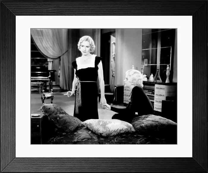 Framed Print : THREE WISE GIRLS, from left, Mae Clarke, Jean Harlow, 1932