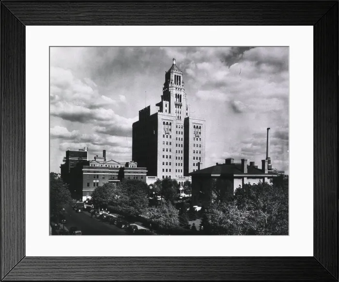 Framed Print : Mayo Clinic and Foundation, in Rochester, Minnesota in 1928 Framed Print : Mayo Clinic and Foundation, in Rochester, Minnesota in 1928