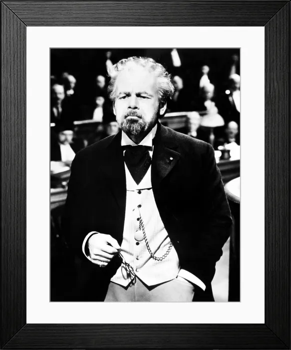Framed Print : THE LIFE OF EMILE ZOLA, Paul Muni, 1937