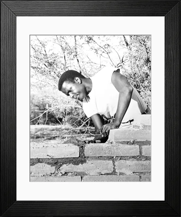 Framed Print : LILIES OF THE FIELD, Sidney Poitier, 1963 Framed Print : LILIES OF THE FIELD, Sidney Poitier, 1963