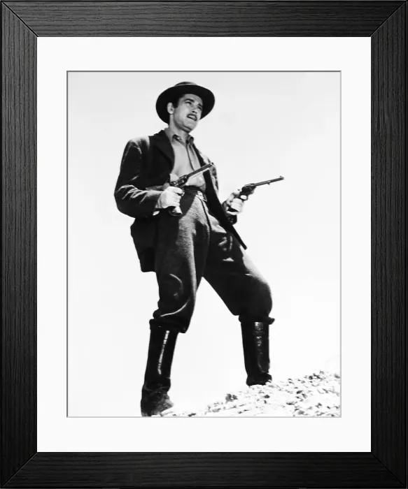 Framed Print : THE RETURN OF FRANK JAMES, Henry Fonda, 1940. TM & Copyright 20th Century Fox Film Corp. / courtesy Everett Collection Framed Print : THE RETURN OF FRANK JAMES, Henry Fonda, 1940. TM & Copyright 20th Century Fox Film Corp. / courtesy Everett Collection
