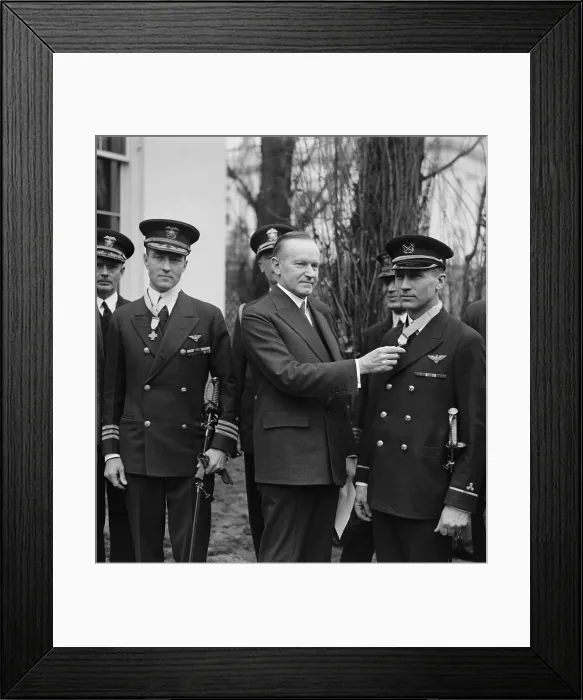 Framed Print : President Calvin Coolidge awards Medal of Honor to flyers Adm. Richard Byrd (left) and Floyd Bennett Framed Print : President Calvin Coolidge awards Medal of Honor to flyers Adm. Richard Byrd (left) and Floyd Bennett