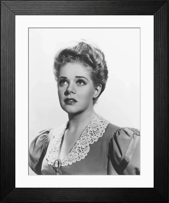 Framed Print : LILLIAN RUSSELL, Alice Faye, 1940, TM & Copyright 20th Century Fox Film Corp. / courtesy Everett Collection Framed Print : LILLIAN RUSSELL, Alice Faye, 1940, TM & Copyright 20th Century Fox Film Corp. / courtesy Everett Collection