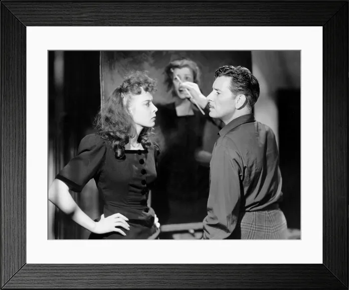 Framed Print : THE LIGHT THAT FAILED, from left, Ida Lupino, Ronald Colman, 1939 Framed Print : THE LIGHT THAT FAILED, from left, Ida Lupino, Ronald Colman, 1939