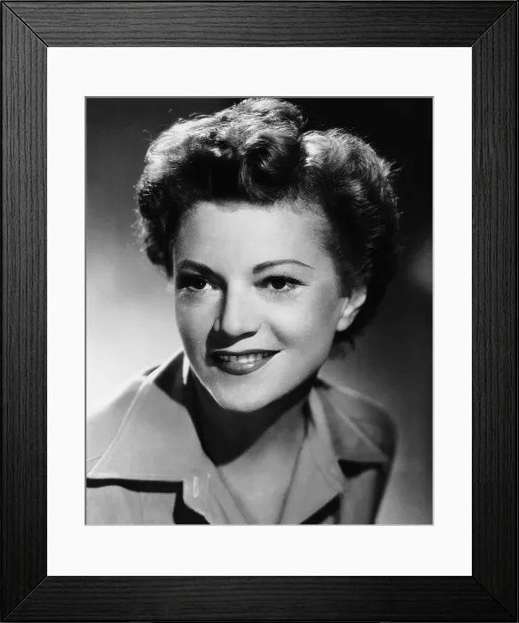 Framed Print : 13 RUE MADELEINE, Annabella, 1947, TM & Copyright 20th Century Fox Film Corp. / courtesy Everett Collection