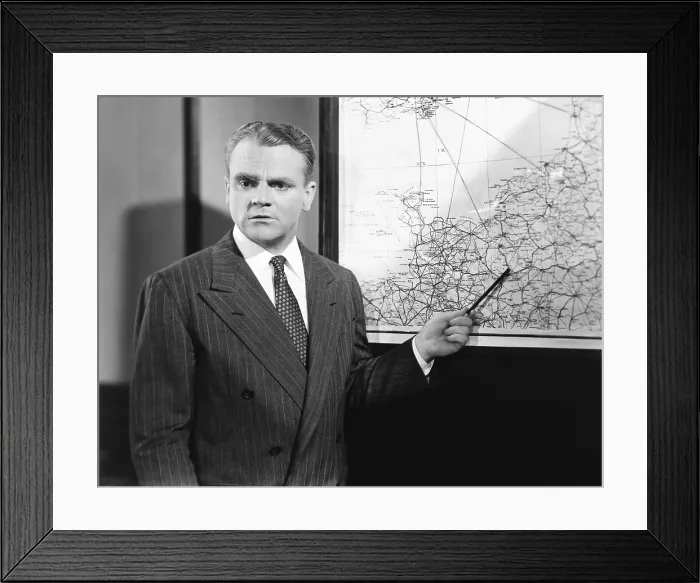 Framed Print : 13 RUE MADELEINE, James Cagney, 1947, TM & Copyright 20th Century Fox Film Corp. / courtesy Everett Collection