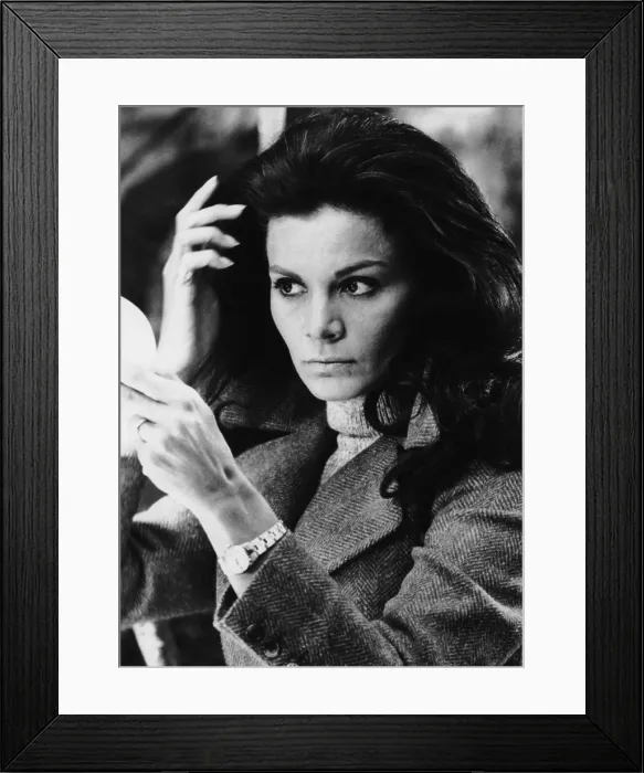Framed Print : ANONIMO VENEZIANO, (aka THE ANONYMOUS VENETIAN), Florinda Bolkan, on-set, 1970