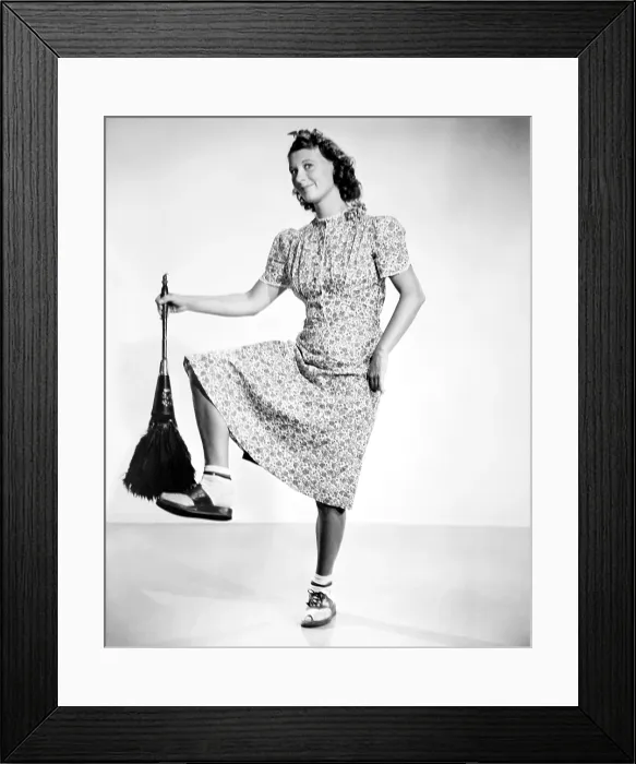 Framed Print : TOO BUSY TO WORK, Joan Davis, 1939. 20th Century Fox, TM & Copyright / courtesy Everett Collection
