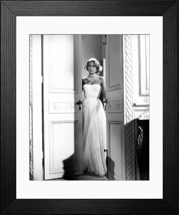 Framed Print : TO CATCH A THIEF, Grace Kelly, 1955 Framed Print : TO CATCH A THIEF, Grace Kelly, 1955