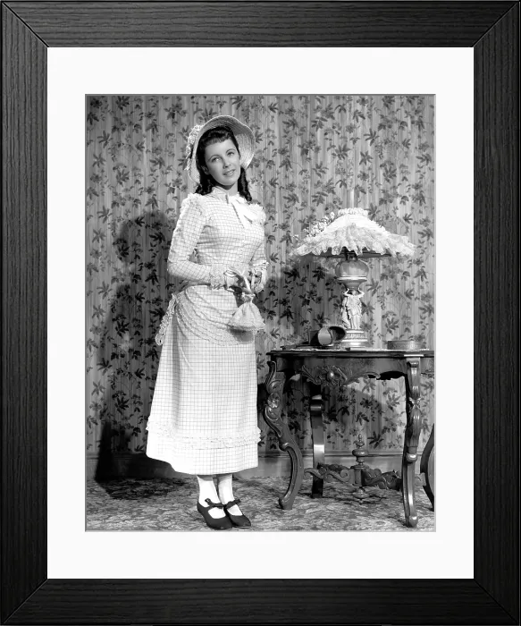 Framed Print : LIFE WITH FATHER, Elizabeth Taylor, 1947