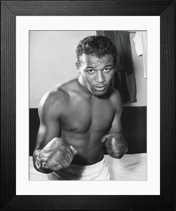 Framed Print : Sugar Ray Robinson was the welterweight boxing champion from 1946-1950. - (BSLOC_2014_17_158) Framed Print : Sugar Ray Robinson was the welterweight boxing champion from 1946-1950. - (BSLOC_2014_17_158)