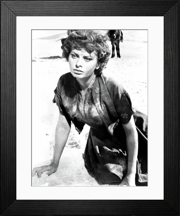 Framed Print : LEGEND OF THE LOST, Sophia Loren, 1957 Framed Print : LEGEND OF THE LOST, Sophia Loren, 1957