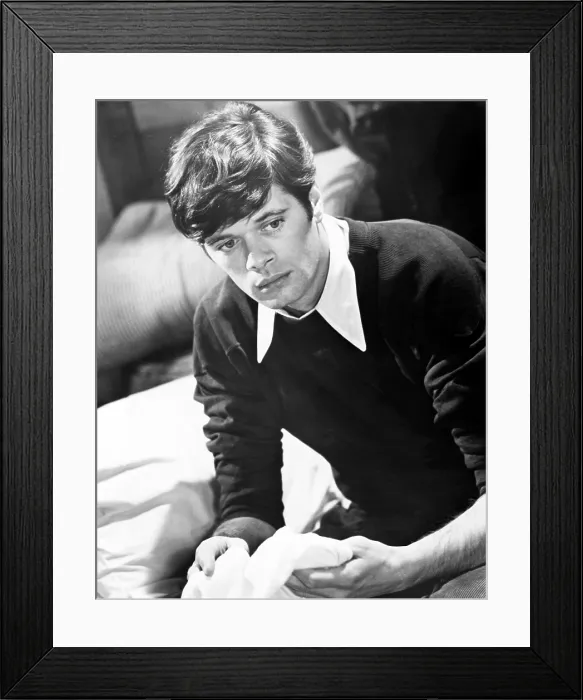 Framed Print : THEY SHOOT HORSES, DON'T THEY?, Michael Sarrazin, 1969