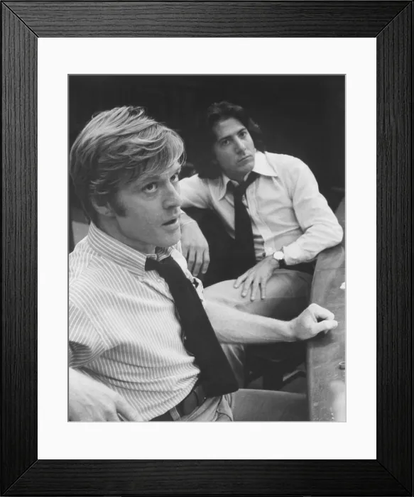 Framed Print : ALL THE PRESIDENT'S MEN, from left: Robert Redford, Dustin Hoffman, 1976 Framed Print : ALL THE PRESIDENT'S MEN, from left: Robert Redford, Dustin Hoffman, 1976