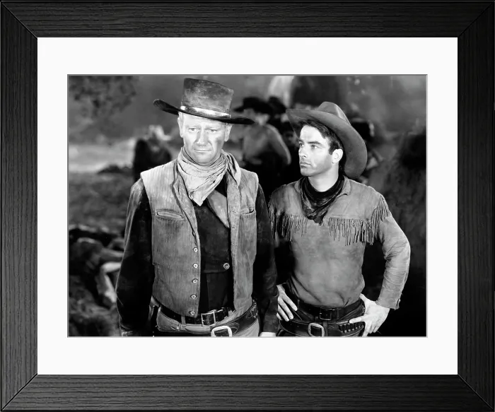 Framed Print : RED RIVER, John Wayne, Montgomery Clift, 1948