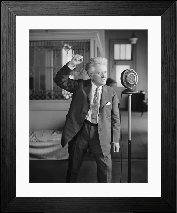 Framed Print : Senator Robert M. La Follette, progressive Democratic speaking into radio microphone. Sept. 1, 1924 Framed Print : Senator Robert M. La Follette, progressive Democratic speaking into radio microphone. Sept. 1, 1924