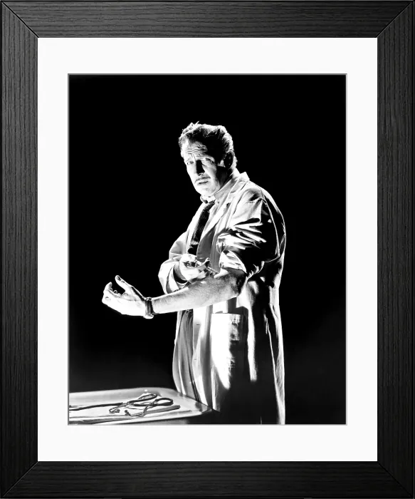 Framed Print : THE TINGLER, Vincent Price, 1959 Framed Print : THE TINGLER, Vincent Price, 1959