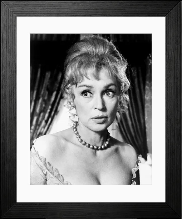 Framed Print : THE AMOROUS ADVENTURES OF MOLL FLANDERS, Lilli Palmer, 1965