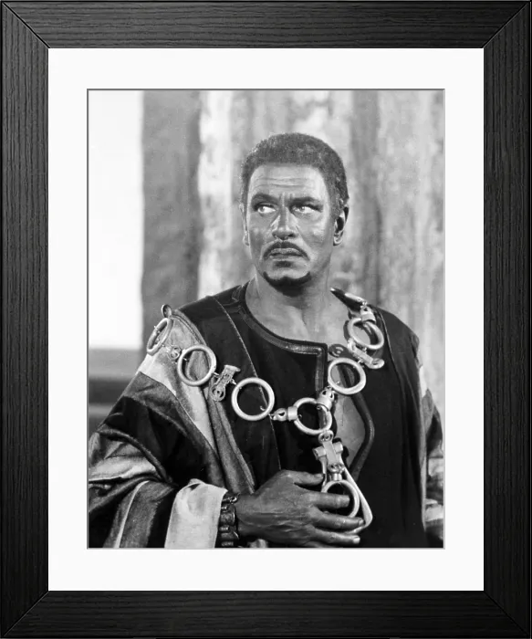 Framed Print : OTHELLO, Laurence Olivier, 1965