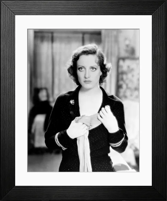 Framed Print : OUR BLUSHING BRIDES, Joan Crawford, 1930 Framed Print : OUR BLUSHING BRIDES, Joan Crawford, 1930