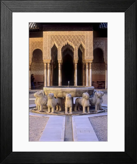 Framed Print : SPAIN. Granada. Alhambra. Alhambra, Nazari Palace. Court of the Lions, build in 1377 by Mohamed V. View of the fountain. Hispano-Moresque art. Nasrid dynasty