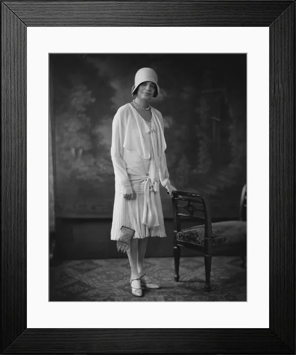 Framed Print : Jessie De Priest, the wife of Congressman Oscar De Priest of Illinois. In 1929 she was invited and attended a tea with First Lady Lou Hoover and several other Congressional wives Framed Print : Jessie De Priest, the wife of Congressman Oscar De Priest of Illinois. In 1929 she was invited and attended a tea with First Lady Lou Hoover and several other Congressional wives