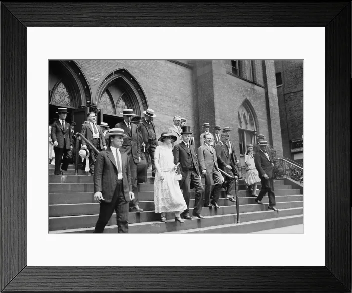 Framed Print : President Calvin Coolidge and First Lady Grace Coolidge leaving church on Aug. 5, 1923. It was the first Sunday after the death of President Warren Harding three days earlier Framed Print : President Calvin Coolidge and First Lady Grace Coolidge leaving church on Aug. 5, 1923. It was the first Sunday after the death of President Warren Harding three days earlier
