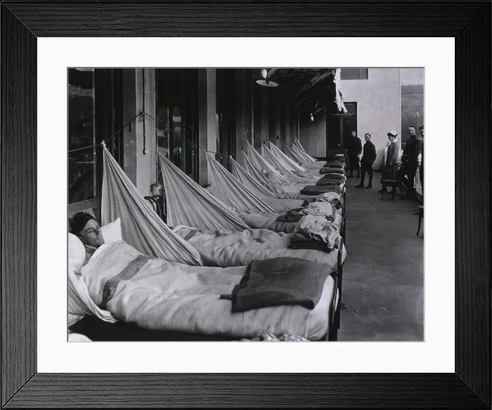 Framed Print : Spanish Flu Epidemic 1918-19. An pneumonia porch at the U. S. Army Camp Hospital in Aix-les-Bains, France, during the Spanish Flu epidemic of 1918-19