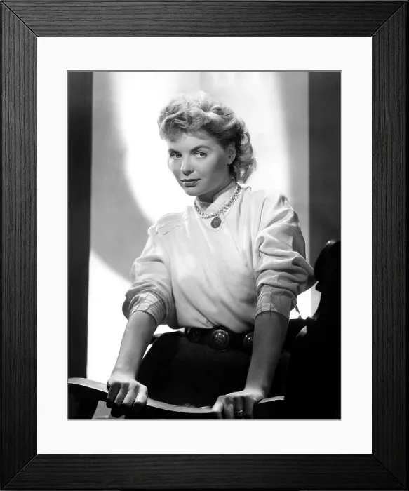 Framed Print : TILL THE END OF TIME, Dorothy McGuire, 1946