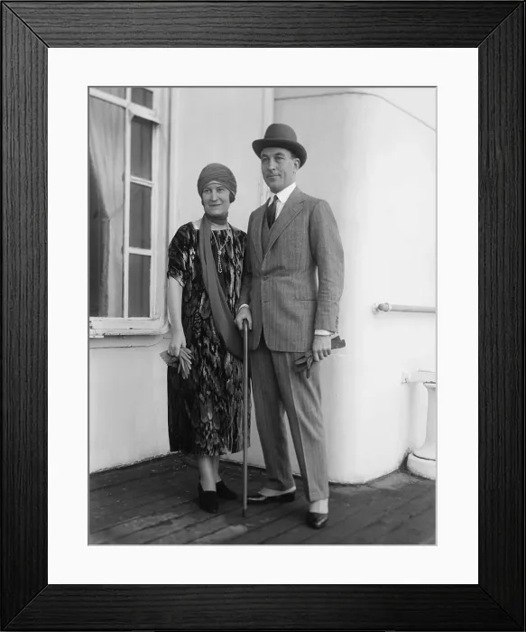 Framed Print : French fashion designer Jean Patou and Therese Bonney on an Ocean Liner arriving in NYC. Ca. 1925