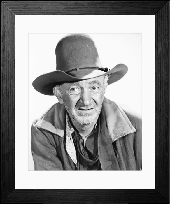 Framed Print : RED RIVER, Walter Brennan, 1948 Framed Print : RED RIVER, Walter Brennan, 1948