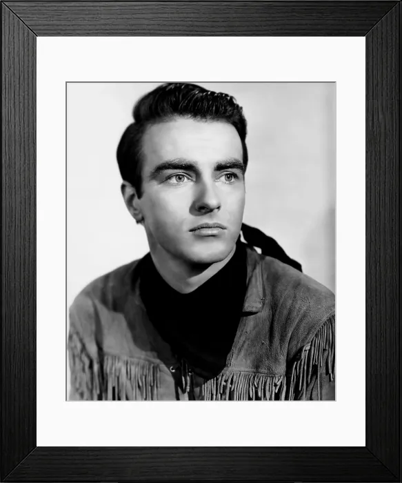 Framed Print : RED RIVER, Montgomery Clift, 1948 Framed Print : RED RIVER, Montgomery Clift, 1948