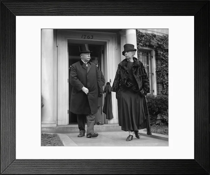 Framed Print : Chief Justice William Howard Taft and Helen Herron Taft at the funeral of Justice Mahlon Pitney. Dec. 11, 1924. (BSLOC_2015_16_98)