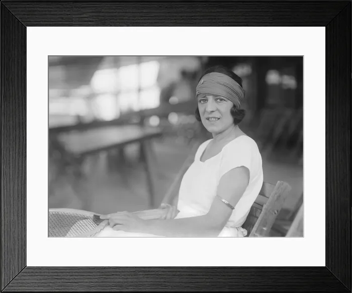 Framed Print : Susanne Lenglen, French tennis Champion at Forest Hills, New York City. She won the U.S. Singles Championship in 1921. (BSLOC_2015_17_100)