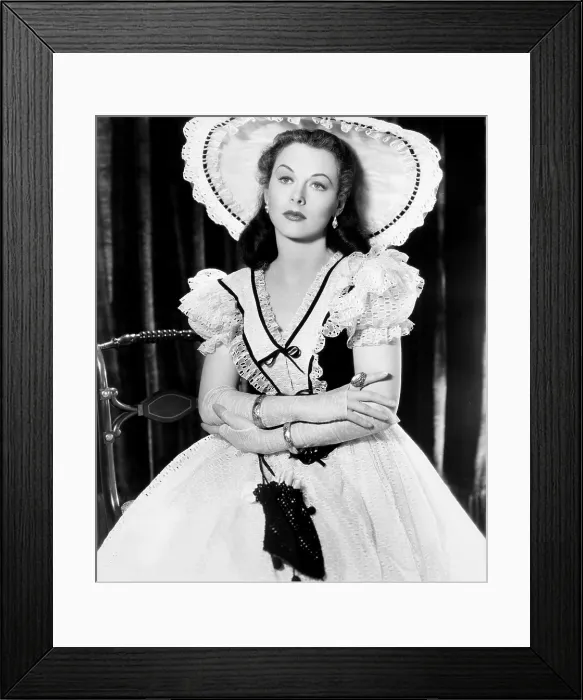 Framed Print : THE STRANGE WOMAN, Hedy Lamarr, 1946 Framed Print : THE STRANGE WOMAN, Hedy Lamarr, 1946