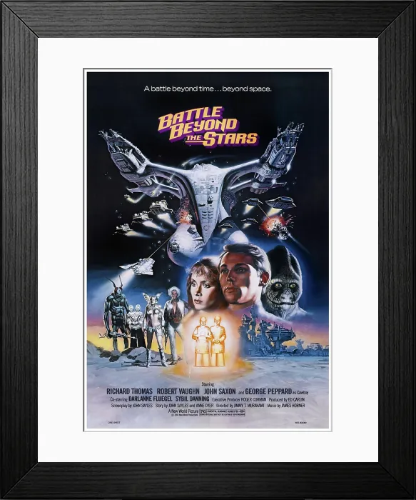 Framed Print : BATTLE BEYOND THE STARS, (center, from left): Darlanne Fluegel, Richard Thomas, 1980. New World Pictures  /  Courtesy: Everett Collection