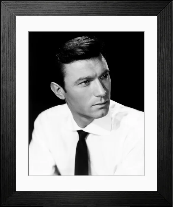 Framed Print : SUMMER AND SMOKE, Laurence Harvey, 1961 Framed Print : SUMMER AND SMOKE, Laurence Harvey, 1961
