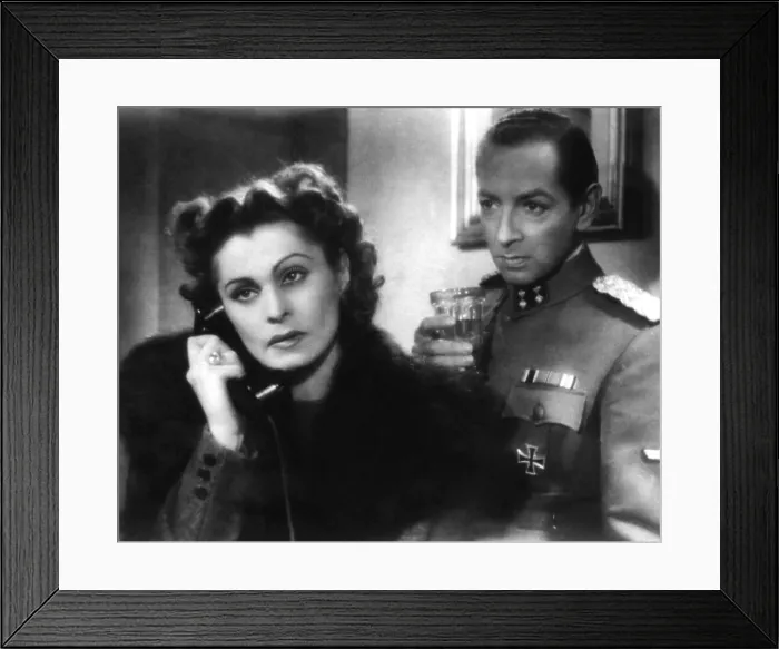 Framed Print : ROME, OPEN CITY, (aka ROMA, CITTA APERTA), Giovanna Galletti, Harry Feist, 1945