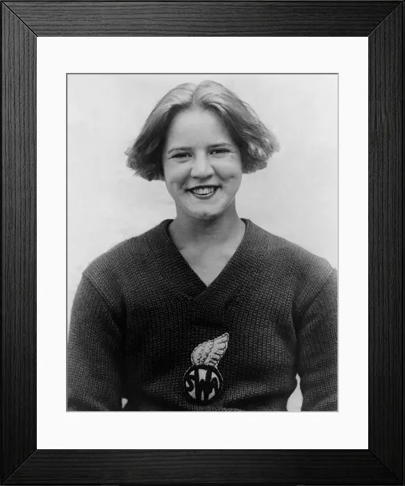 Framed Print : Gertrude Ederle, Champion swimmer who won three medals at the 1924 Olympics