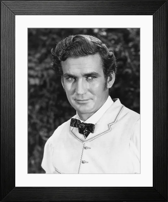 Framed Print : RAINTREE COUNTY, Rod Taylor, 1957 Framed Print : RAINTREE COUNTY, Rod Taylor, 1957
