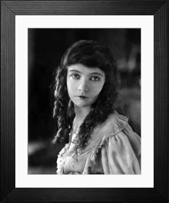 Framed Print : ORPHANS OF THE STORM, Lillian Gish, 1921
