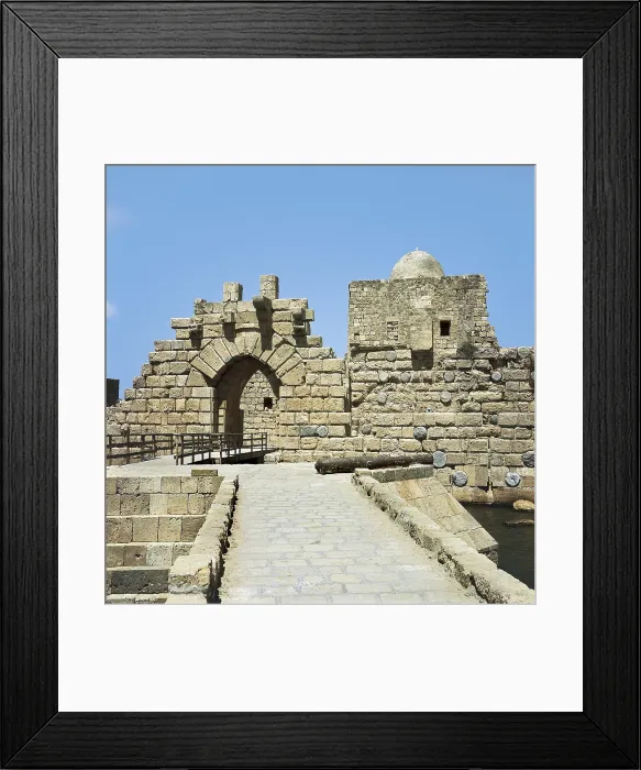 Framed Print : LEBANON. SOUTH LEBANON. Sidon. Qalaat El Bahr Castle, built by Crusaders (12th c.). - Iberfoto / Everett Collection (356530)**US SALES ONLY** Framed Print : LEBANON. SOUTH LEBANON. Sidon. Qalaat El Bahr Castle, built by Crusaders (12th c.). - Iberfoto / Everett Collection (356530)**US SALES ONLY**